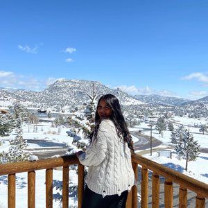 Meet your Posher, Annivette